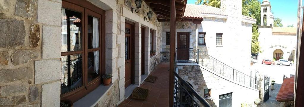Ξενωνασ Σελινουντα Hotel Kosmás Eksteriør billede