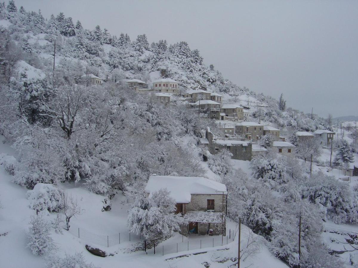Ξενωνασ Σελινουντα Hotel Kosmás Eksteriør billede