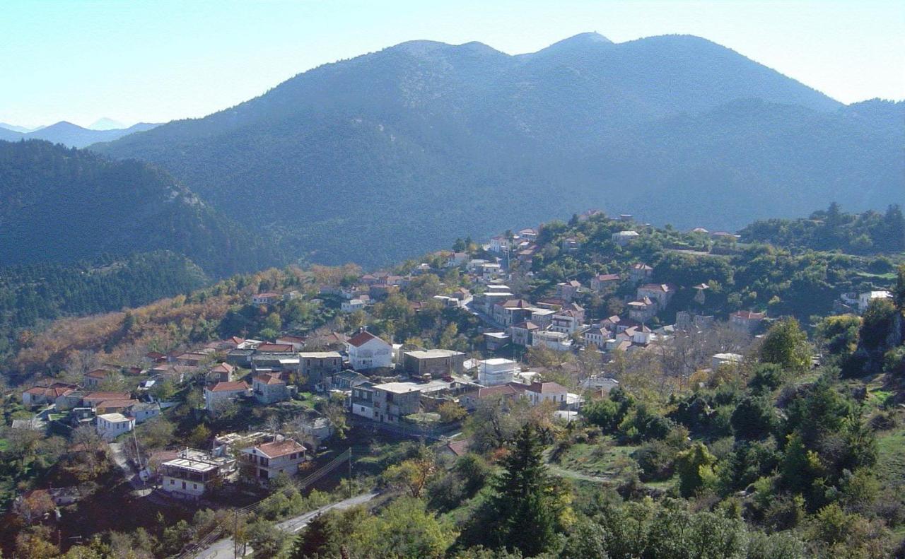 Ξενωνασ Σελινουντα Hotel Kosmás Eksteriør billede
